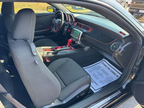 Used 2015 Chevrolet Camaro SS image 14