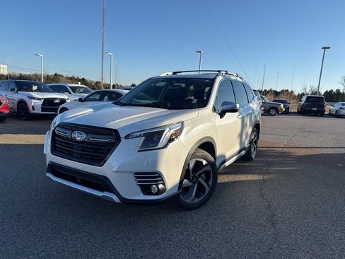 Used 2024 Subaru Forester Touring image 1