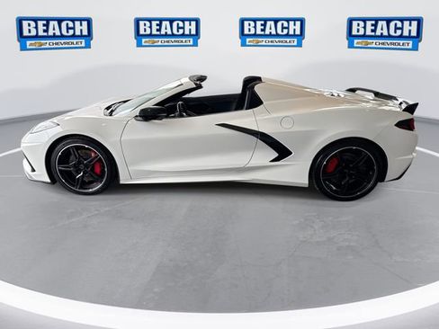 Used 2023 Chevrolet Corvette Stingray Premium Conv w/ Z51 Performance Package RWD image 5