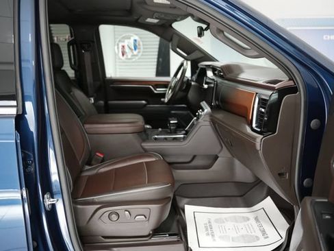 Used 2023 GMC Sierra 1500 Denali w/ Denali Reserve Package AWD/4WD image 20