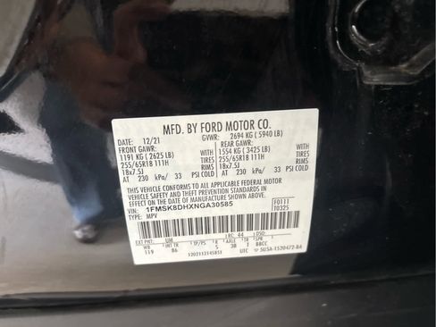 Used 2022 Ford Explorer XLT AWD/4WD image 29