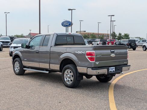 Used 2011 Ford F150 XLT w/ XLT Chrome Pkg AWD/4WD image 3