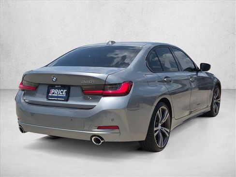 Used 2023 BMW 330i Sedan w/ Convenience Package RWD image 5