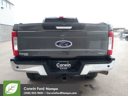 Used 2017 Ford F250 Lariat w/ Tow Technology Bundle image 4