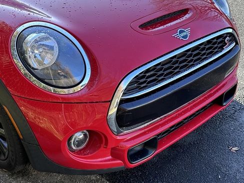 Used 2020 MINI Cooper S image 2