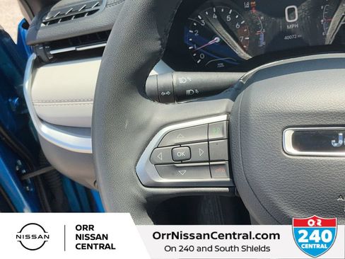 Used 2025 Jeep Compass Limited AWD/4WD image 19