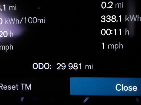 Certified 2023 Volvo XC40 Recharge Plus AWD/4WD image 17