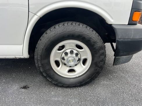 Used 2021 Chevrolet Express 2500 Work Van w/ Driver Convenience Package image 11