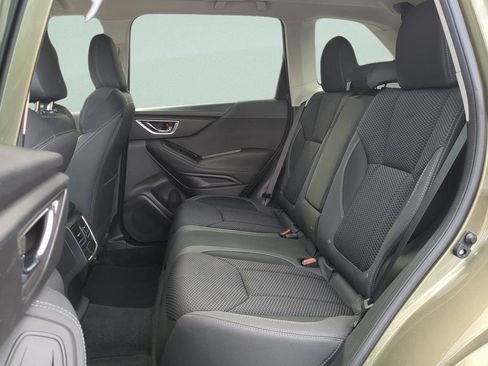 Used 2023 Subaru Forester Premium image 23