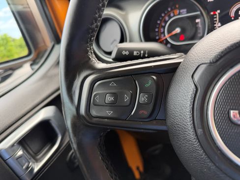 Used 2021 Jeep Wrangler Unlimited Sport AWD/4WD image 21