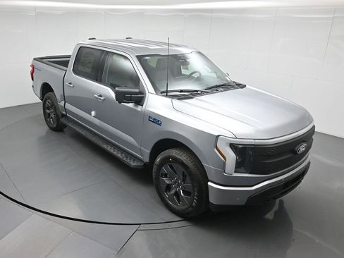 New 2025 Ford F150 Lightning Flash image 37