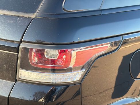 Used 2017 Land Rover Range Rover Sport HSE Dynamic image 31