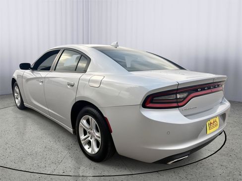 Used 2023 Dodge Charger SXT RWD image 7