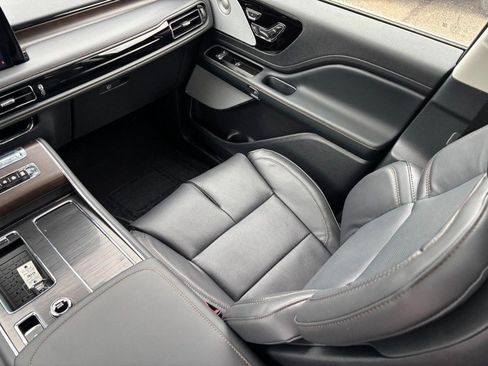 New 2026 Lincoln Aviator Reserve image 15