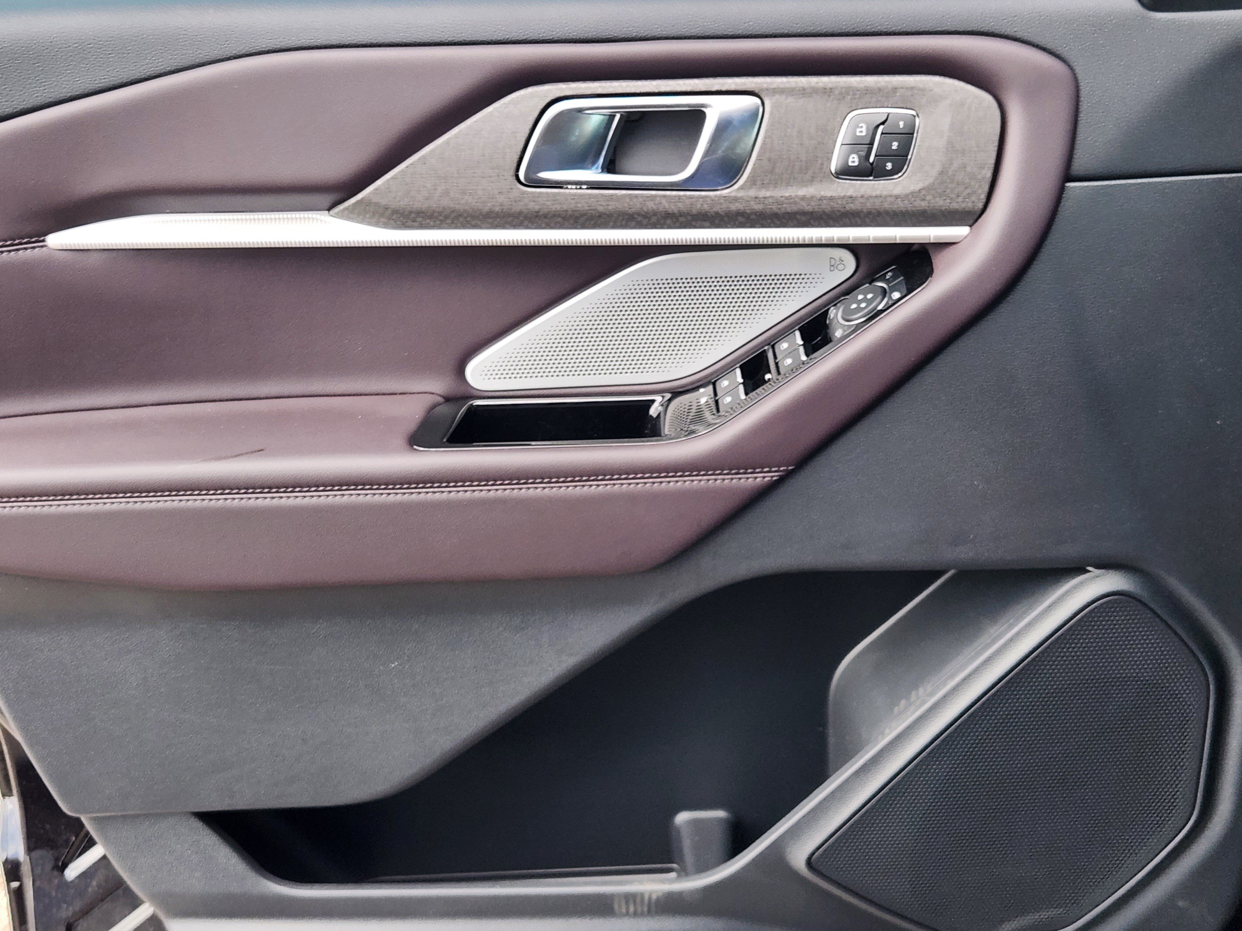 New 2026 Ford Explorer Platinum RWD image 16