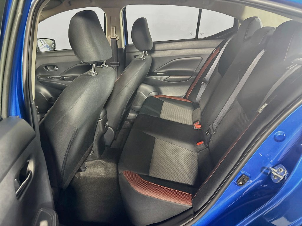Used 2024 Nissan Versa SR FWD image 19