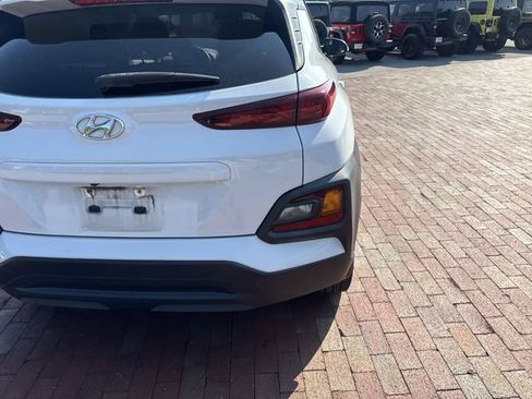 Used 2021 Hyundai Kona SEL w/ Cargo Package FWD image 12