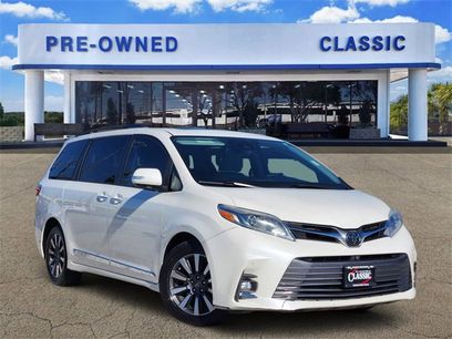 Used 2018 Toyota Sienna Limited Premium