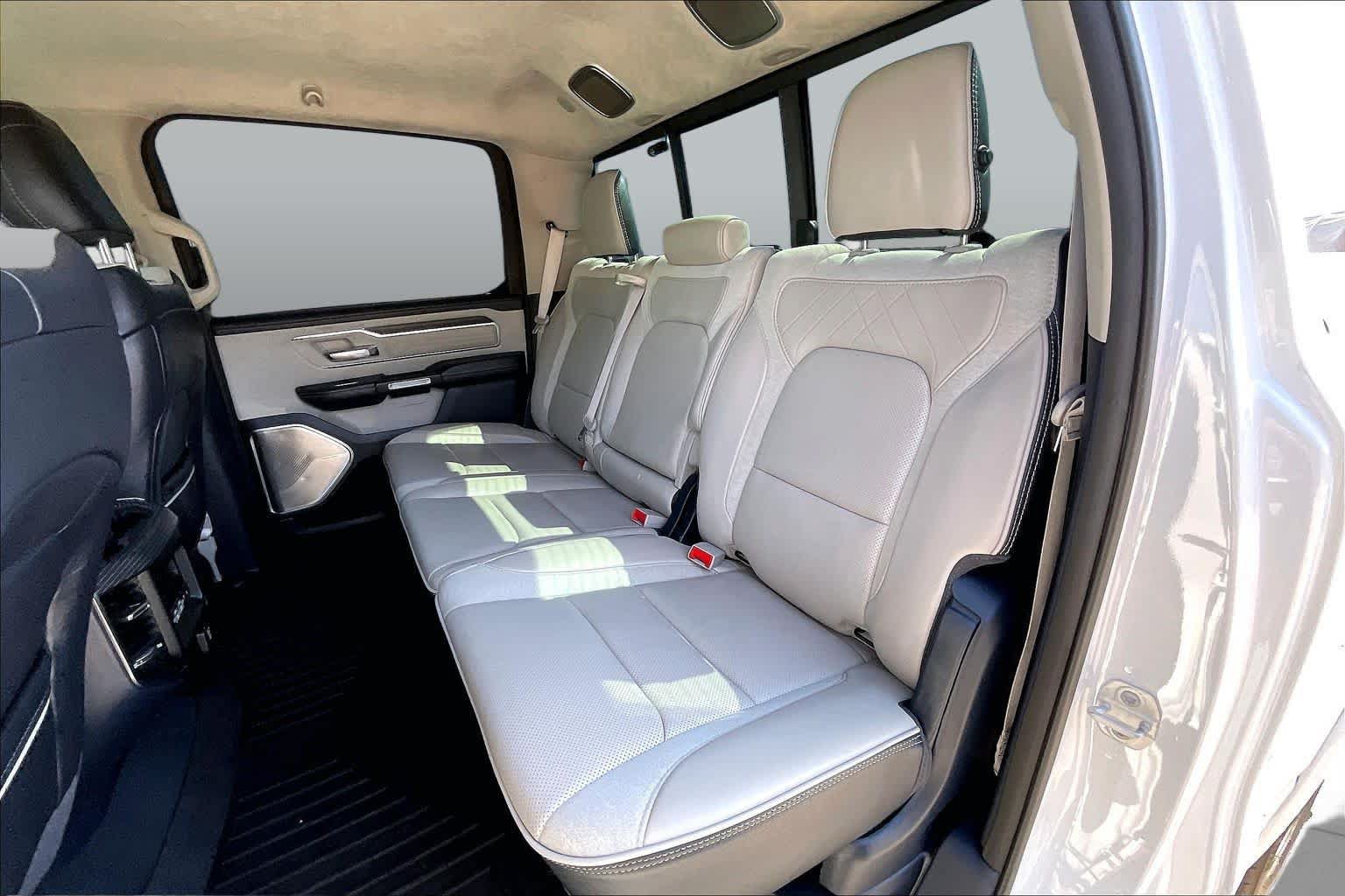 Used 2023 RAM 1500 Limited AWD/4WD image 19