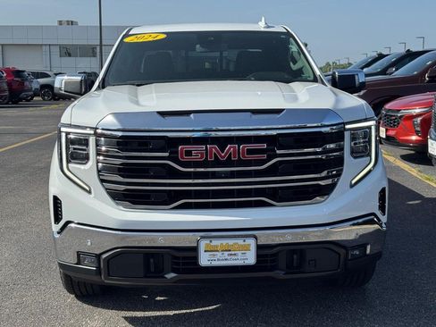 Certified 2024 GMC Sierra 1500 SLT w/ SLT Premium Plus Package AWD/4WD image 9