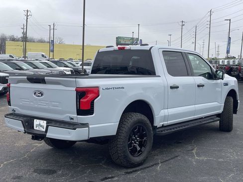 Used 2025 Ford F150 Lightning XLT image 3