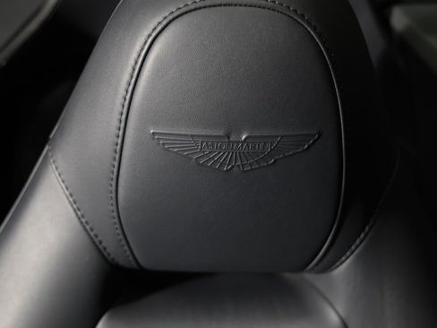 Used 2022 Aston Martin V8 Vantage image 22