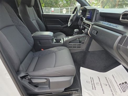 Certified 2025 Toyota Tacoma SR image 14