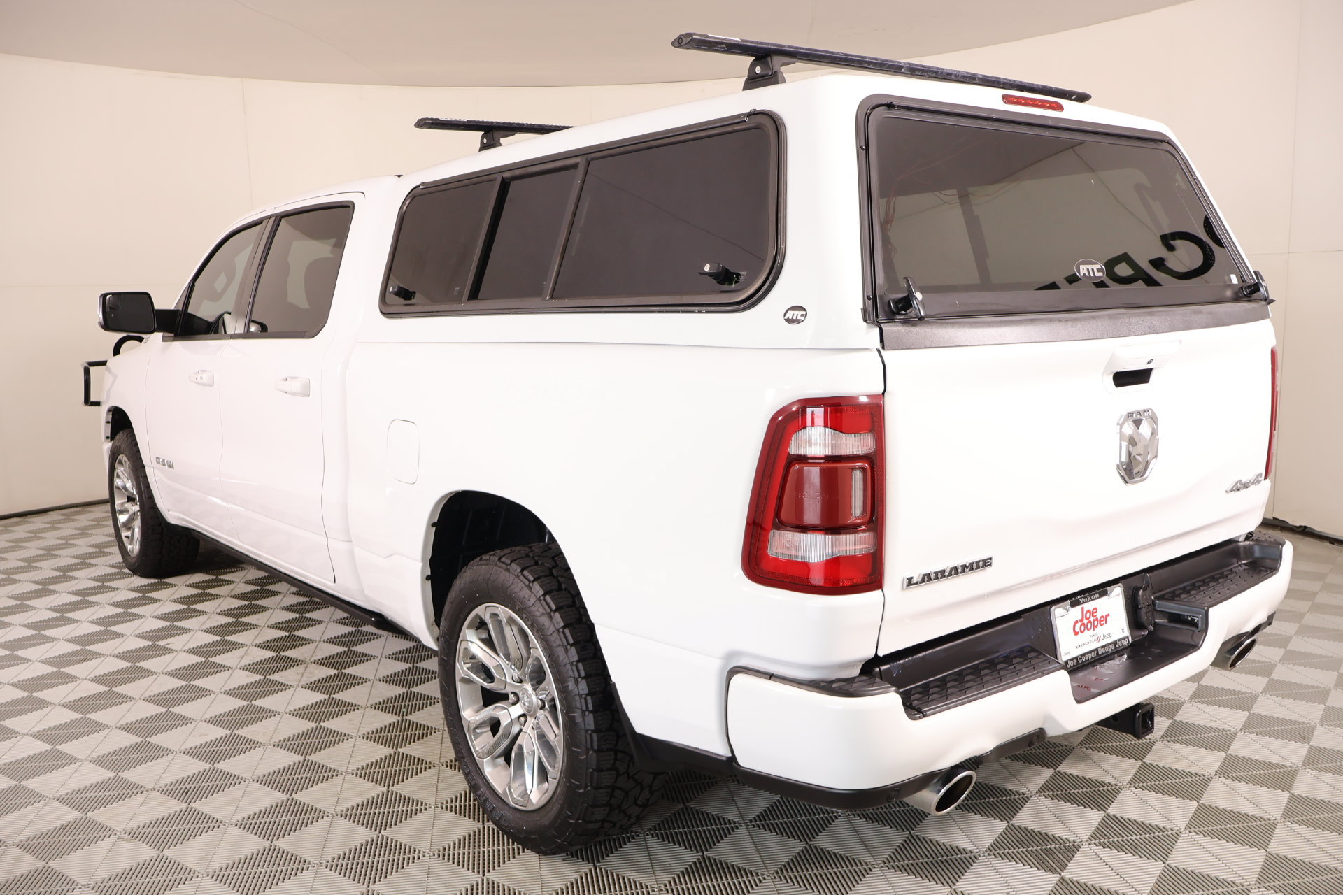 Used 2023 RAM 1500 Laramie AWD/4WD image 24