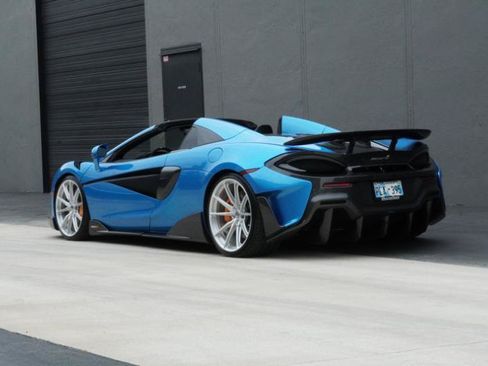Used 2020 McLaren 600LT Spider RWD image 9