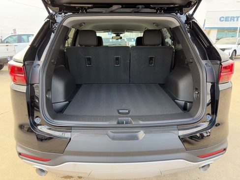 Used 2025 Chevrolet Blazer LT image 9