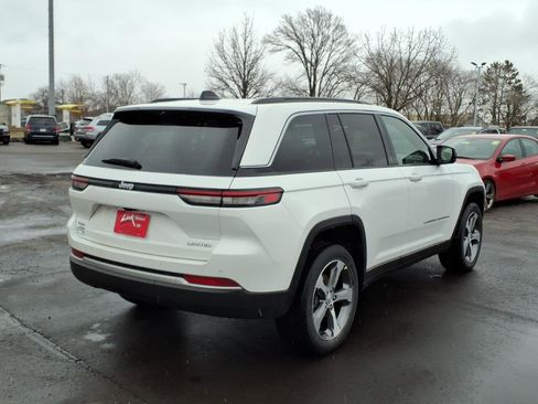 New 2026 Jeep Grand Cherokee Limited AWD/4WD image 2