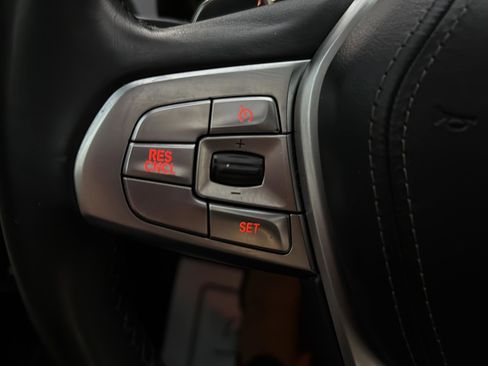 Used 2016 BMW 740i image 14