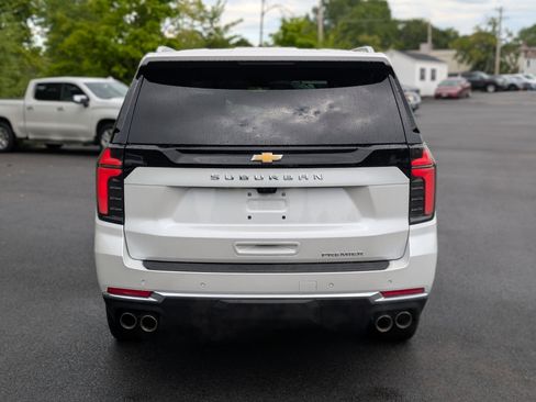 New 2025 Chevrolet Suburban Premier image 12