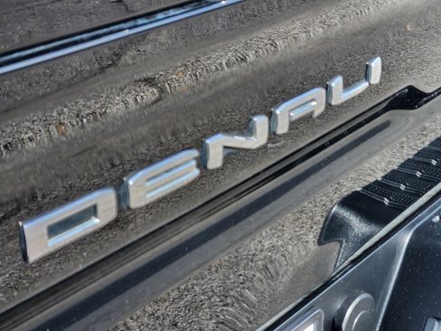 Used 2019 GMC Sierra 1500 Denali w/ Denali Ultimate Package image 10