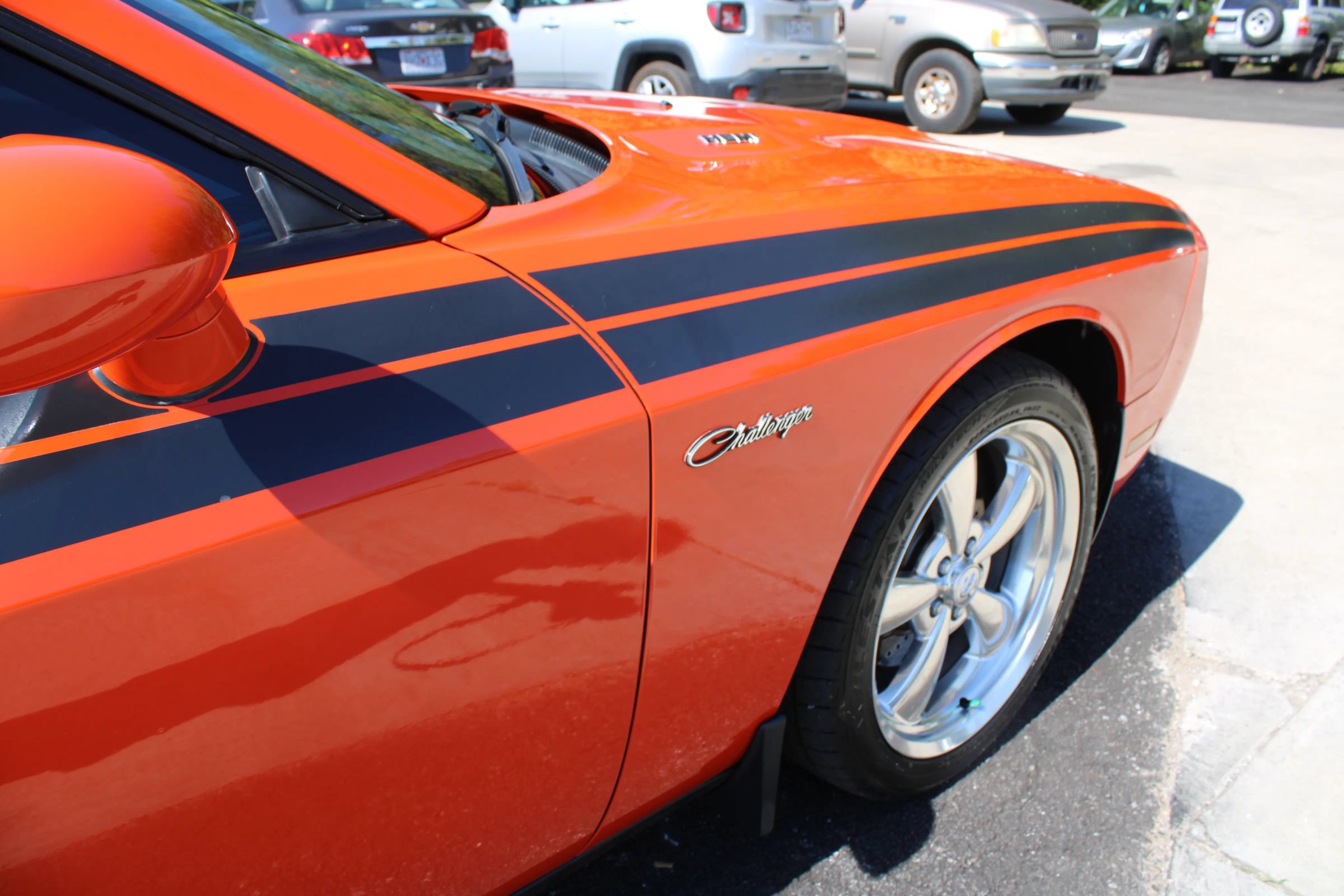 Used 2010 Dodge Challenger R/T RWD image 10