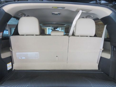 Used 2020 Toyota Sequoia Limited w/ Safety & Convenience Package AWD/4WD image 64