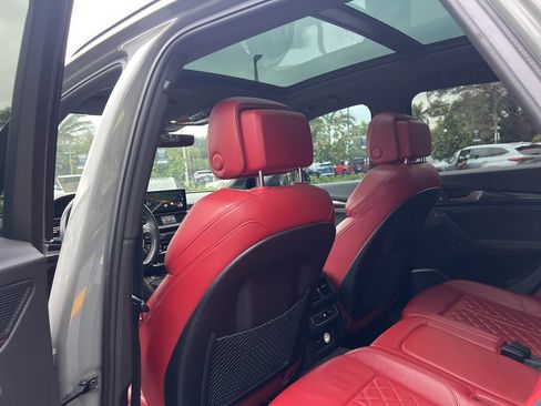 Used 2020 Audi SQ5 Premium Plus w/ Premium Plus Package image 32