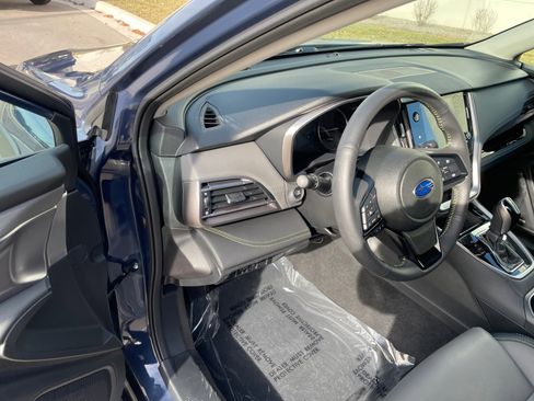 Certified 2025 Subaru Outback Onyx Edition XT image 25