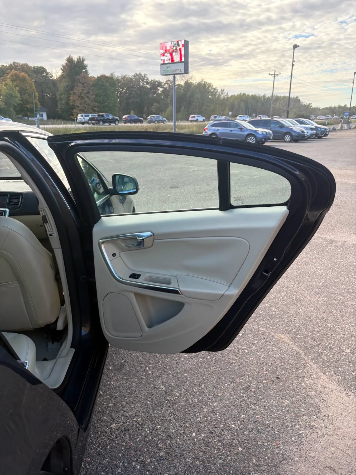 Used 2015 Volvo S60 T5 Premier FWD image 30