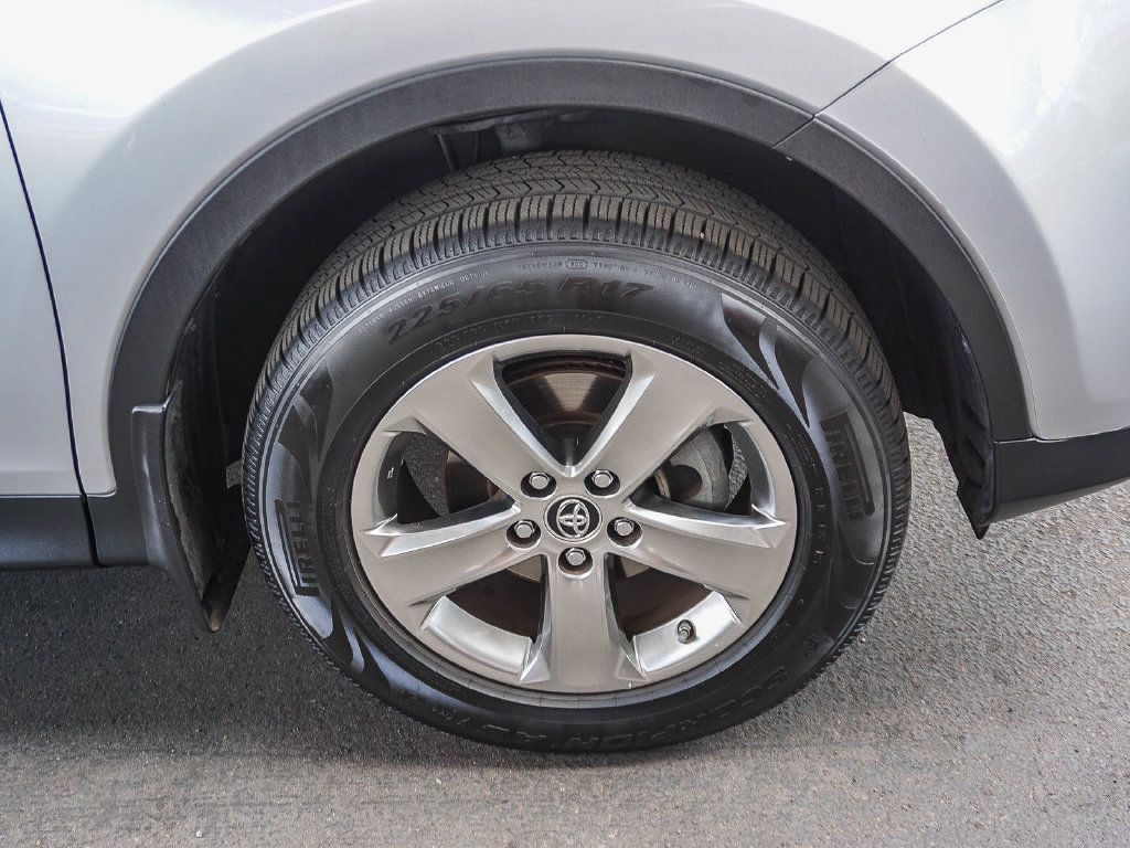 Used 2015 Toyota RAV4 XLE w/ Outdoor Package FWD image 10