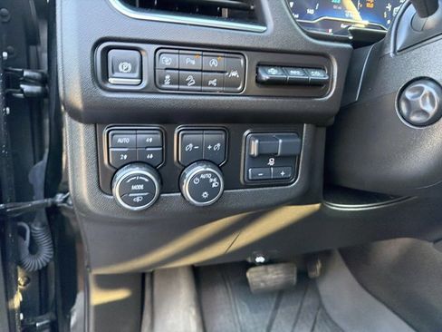 Used 2024 Chevrolet Tahoe High Country w/ Advanced Technology Package image 18