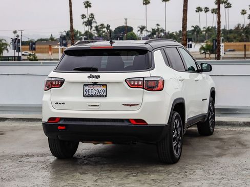 Used 2019 Jeep Compass Trailhawk image 8