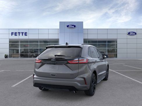 New 2024 Ford Edge SE w/ Black Appearance Package image 8