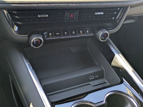 New 2026 Chevrolet Tahoe LS image 20