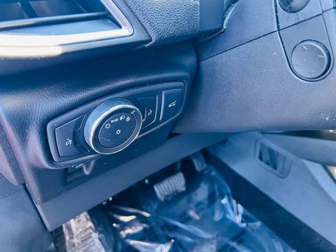 Used 2016 Lincoln MKX Select w/ Select Plus Package image 37