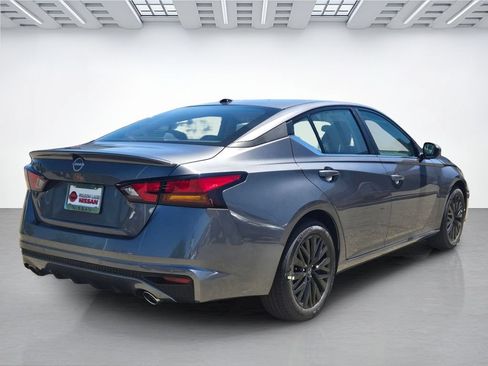 New 2026 Nissan Altima 2.5 SV w/ SV Special Edition Package FWD image 4