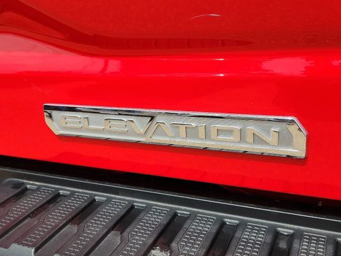 Used 2024 GMC Sierra 1500 Elevation AWD/4WD image 8
