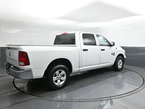 Used 2022 RAM 1500 Classic SLT image 11