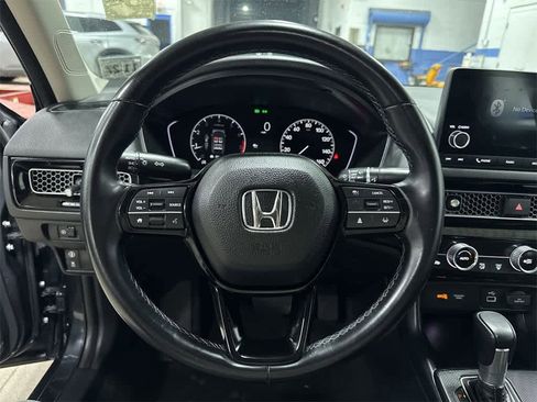 Used 2022 Honda Civic EX image 18