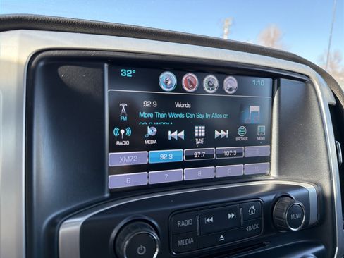 Used 2017 GMC Sierra 1500 SLE w/ SLE Value Package image 19